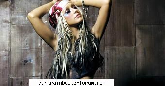 de ce sa ne gandim la asa e.... :nebun: christina aguilera